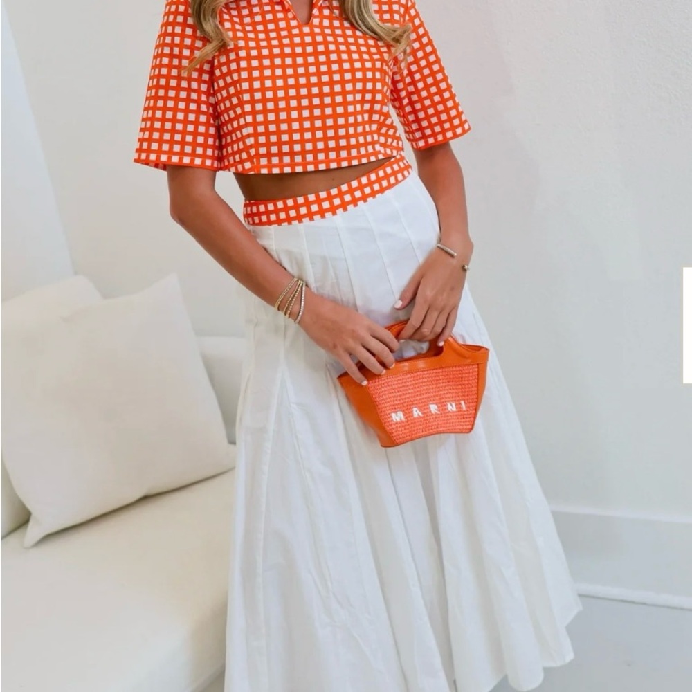 Chic White A-Line Skirt